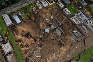 Cmentarz z Trzebini, gdzie zapadła się ziemia nadal zamknięty