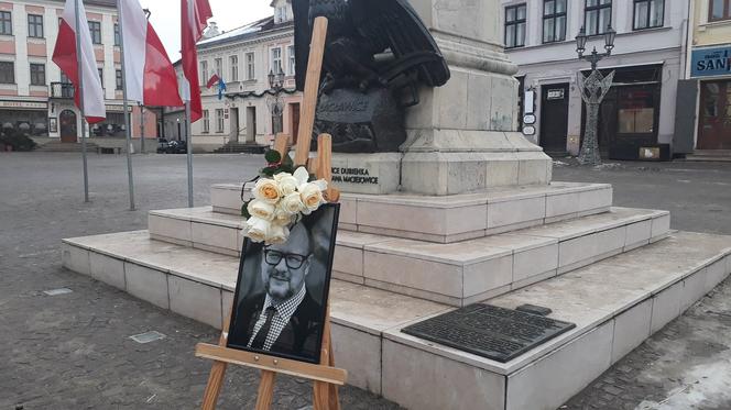 Serce dla Pawła Adamowicza w Rzeszowie