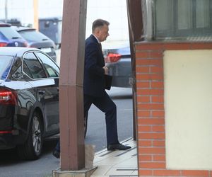Zjechali na spotkanie do siedziby PiS na Nowogrodzką  -- 