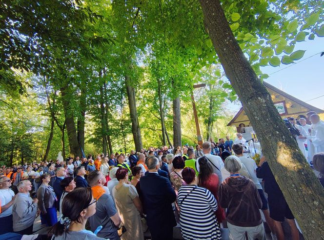 Wzruszający ślub podczas Pielgrzymki Lubelskiej 2025