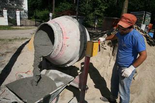 Jak zrobić mocny beton własnej produkcji? To wcale nie takie trudne!