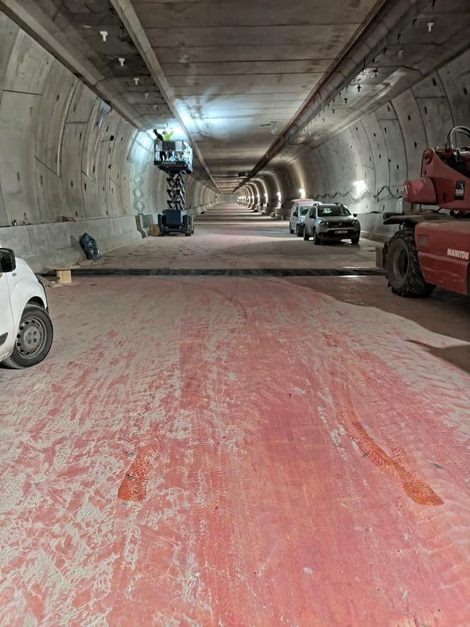 Budowa tunelu pod Świną 