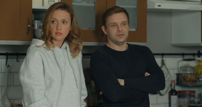 	Barwy szczęścia odc. 3187. Asia Sokalska (Anna Gzyra), Hubert (Marek Molak)