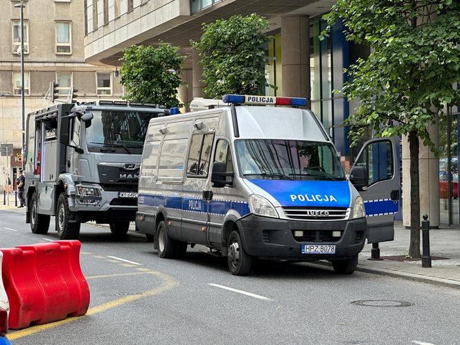 Alarm bombowy ul. Jasna