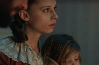 Matylda, odcinek 2 Robert Boden (Kamil Szeptycki), Izabela (Grażyna Sobocińska), Urszulka (Alina Skawińska)