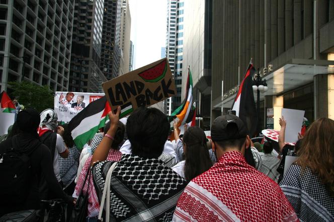 Ponad 100 tysięcy demonstrantów zjedzie do Chicago