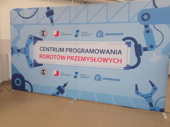 W Grudziądzu otwarto Centrum Programowania Robotów Przemysłowych