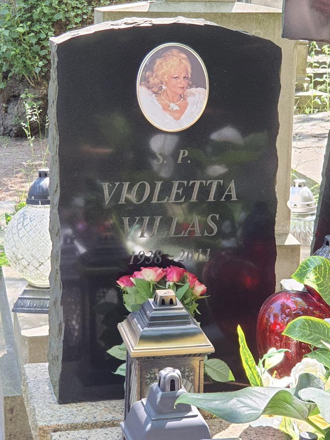 Grób Violetty Villas