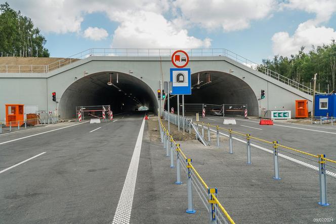 Odcinek Bolków – Kamienna Góra liczy w sumie nieco ponad 16 kilometrów długości. W dłuższym tunelu będzie odcinkowy pomiar prędkości