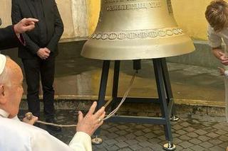 Papież błogosławił kolejny dzwon Głos nienarodzonych” z Polski