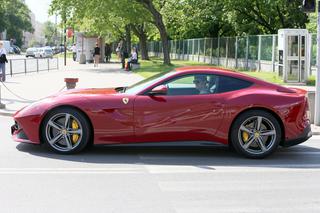 Robert Lewandowski, Ferrari F12 Berlinetta