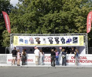 Koncert Justina Timberlake'a w Warszawie - fani pod PGE Narodowym
