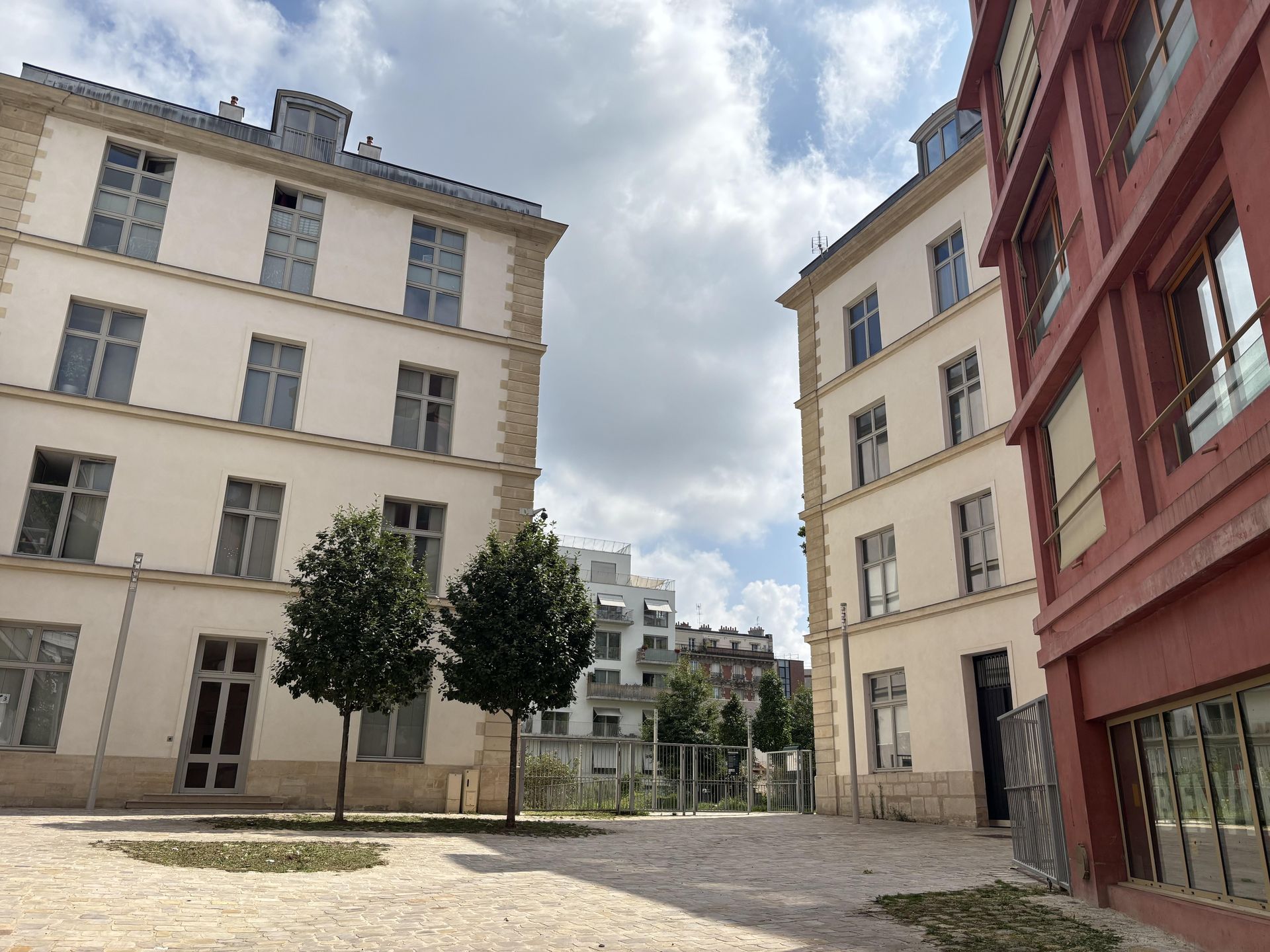 Caserne de Reuilly, Paryż