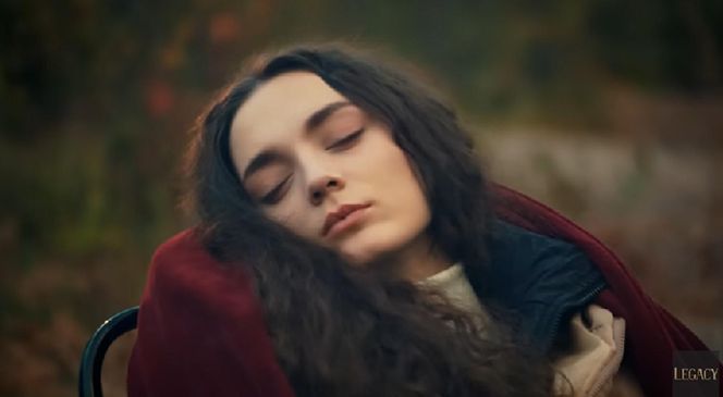 Dziedzictwo, odcinek 666. Nana