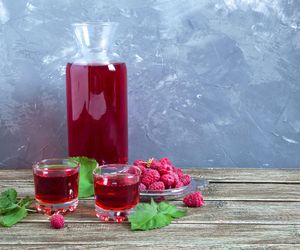 Nalewka z malin na spirytusie: przepis na malinówkę