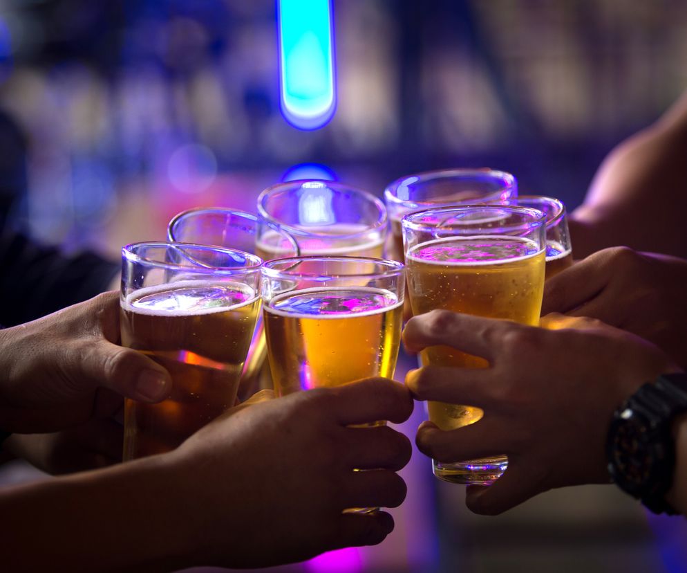 Tak alkohol niszczy mózg. Ile można wypić, by nie obawiać się demencji?