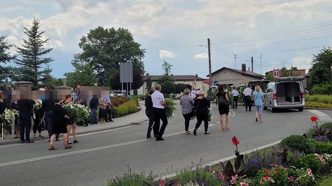 Pogrzeb ofiar zabójstwa w Borowcach. Gianni pożegnał swoich bliskich [ZDJĘCIA]