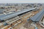 Modernizacja Rail Baltica: Stacja Białystok, widok na budowe zadaszenia 