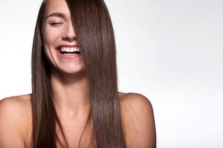 Zabłyśnij piękną fryzurą! 5 żelaznych zasad pielęgnacji włosów 