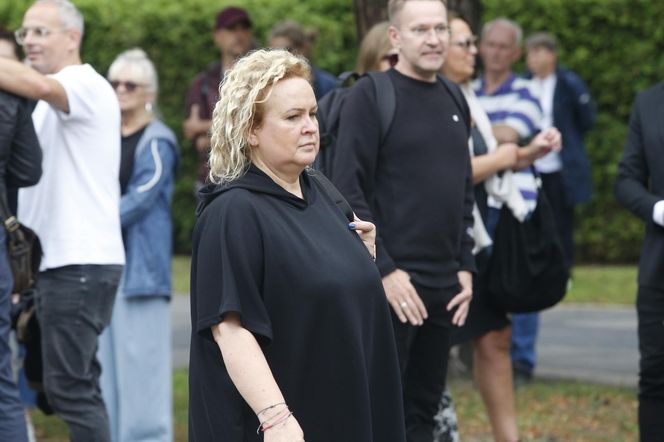 Pogrzeb Joanny Kołaczkowskiej. Tłumy żegnają wybitną artystkę kabaretową
