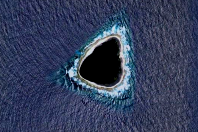 Czym jest tajemnicza dziura w oceanie?