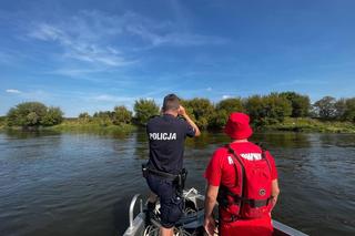 Dramat pod Toruniem. Ojciec uratował syna, sam zniknął pod wodą
