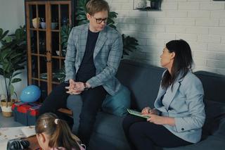 M jak miłość odc. 1752. Iza (Adriana Kalska), Radek (Philippe Tłokiński)