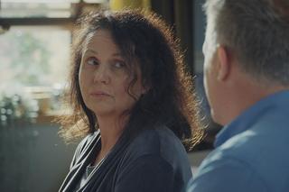 M jak miłość odc. 1755. Marysia (Małgorzata Pieńkowska), Artur Rogowski (Robert Moskwa)