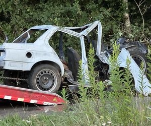 30-latek jechał gruzem BMW bez drzwi i okien. Zginął na miejscu