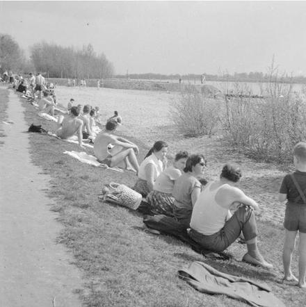 Plaże nadwiślańskie po wojnie