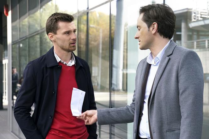 	Barwy szczęścia odc. 2026. Darek (Andrzej Niemyt), Władek (Przemysław Stippa)