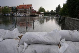 Powódź w 2010 roku w Bydgoszczy. Tak 14 lat temu wyglądały zalane nabrzeża Brdy i Wisły