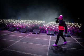 Juwenalia Śląskie 2023. Na nocne koncerty raperów przyszły tłumy studentów