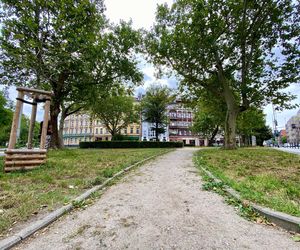 Wrocław. 15 lat libacji na skwerku