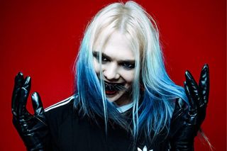 Kim Dracula debiutuje w Polsce! Pierwszy koncert artysty w Warszawie w 2026 roku