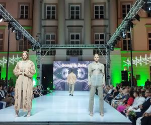 RADOM FASHION SHOW