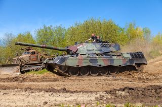 Szwajcaria zgadza się na sprzedaż Leopardów 1 Niemcom. Ukrainie wciąż mówi nie