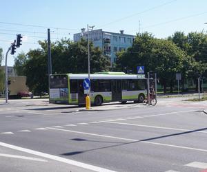 To najkrótsza linia autobusowa w Olsztynie. Ma kilka przystanków