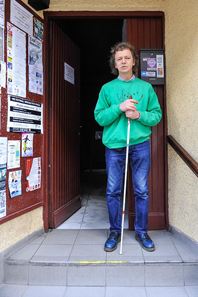 Niewidomy bohater potrzebuje wsparcia