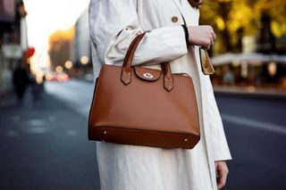 Must have na lato! Modne torebki, które będziesz nosić zarówno do biura, jak i uliczkami włoskich miasteczek 