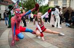 Korowód studentów podczas juwenaliów 2025 w Krakowie