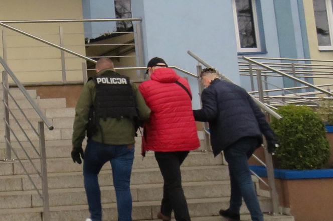 Policjanci z KMP w Siedlcach zatrzymali terapeutę podejrzanego o fałszowanie dokumentów medycznych