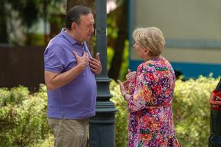 Barwy szczęścia, odc. 2924: Basia (Sławomira Łozińska), Zdzisio (Zbigniew Buczkowski)