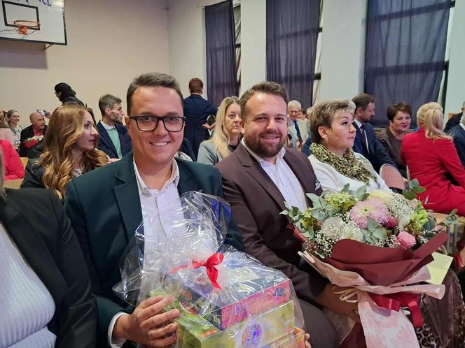 Szkoła Podstawowa nr 1 w Starachowicach ma już 120 lat. Zobaczcie zdjęcia z uroczystości