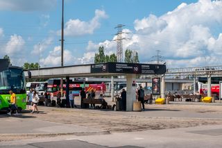 Rosjanie kontrolują połączenia autobusowe z Królewca do Warszawy. Firmy zarejestrowali w Polsce