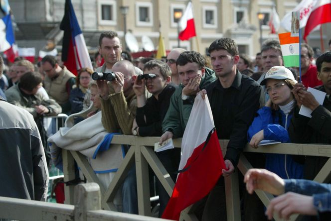 Tak wyglądał pogrzeb Jana Pawła II w Watykanie