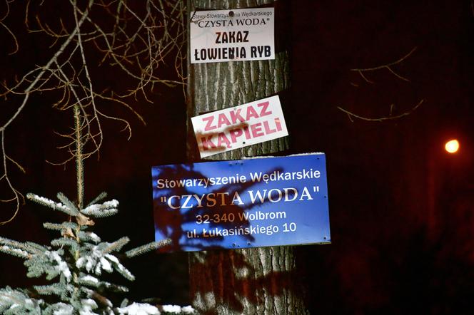 Tragedia w Wolbromiu: weszli na lód za psem. Pod mężczyznami załamał się lód, trzech utonęło