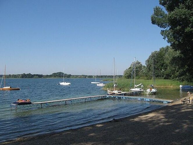 Jezioro Powidzkie i okolice