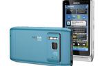 Nokia N8 w kolorze srebrnym i niebieskim (błękitnym)