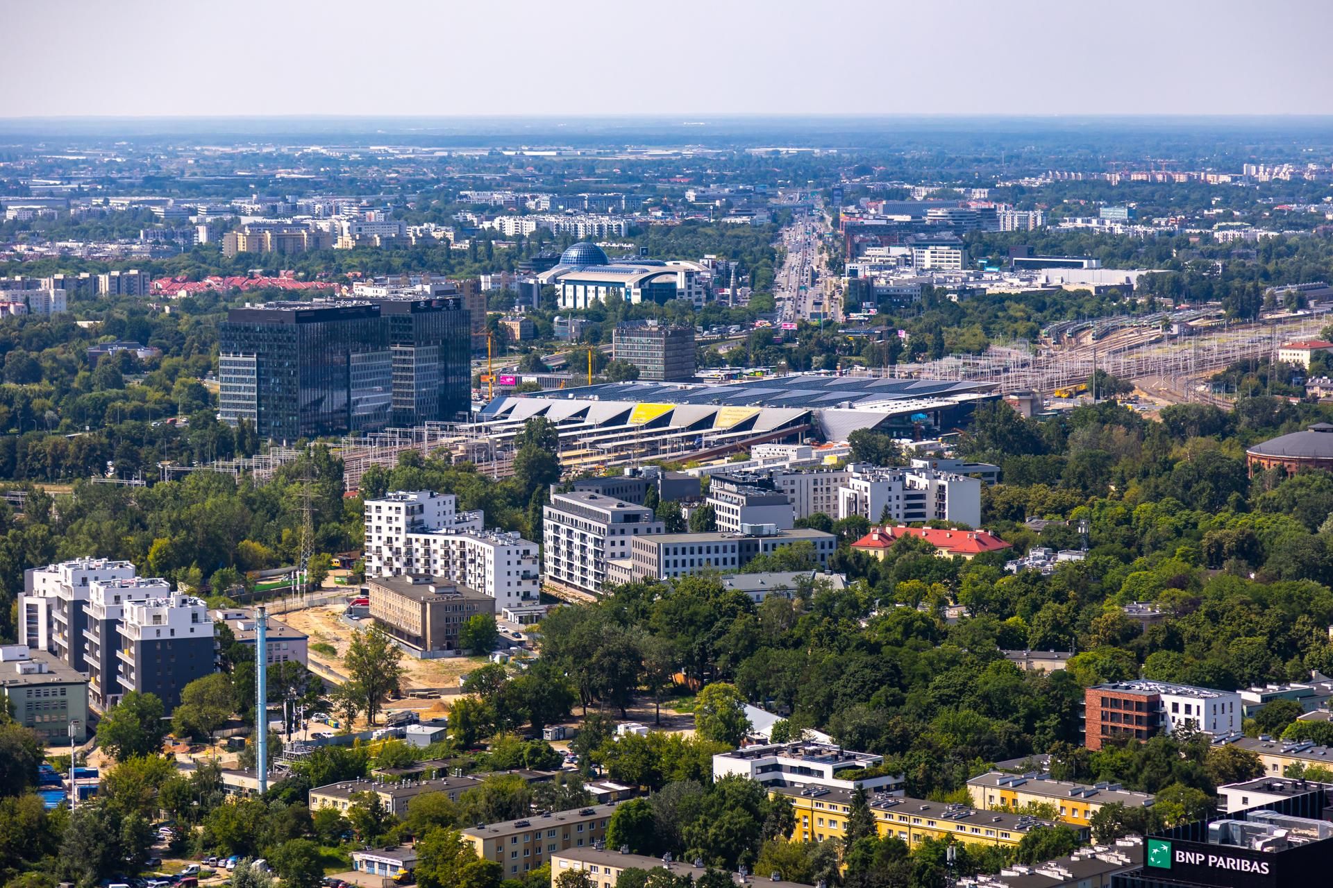 Panorama Warszawy, widok z The Bridge, czerwiec 2024